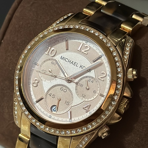 Michael Kors Watch-Yellow Gold Toned/Tortoise Band-Pink Face-Crystal Bezel-Box - Picture 3 of 17